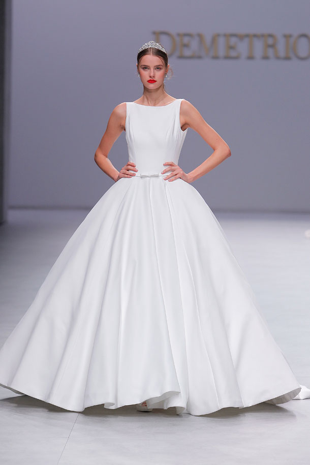 ilovebrides.pt Demetrios Coleção 2020 Vestidos de Noiva